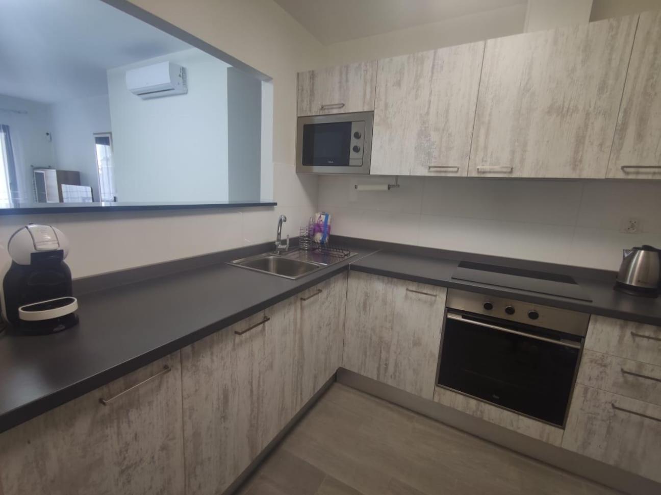 Serene Luxury Apartment With Pool - Viento Azul أنتيغوا المظهر الخارجي الصورة